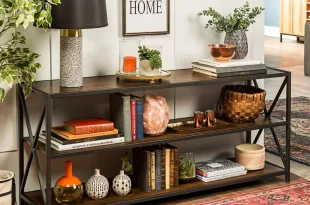 Console Table Decor